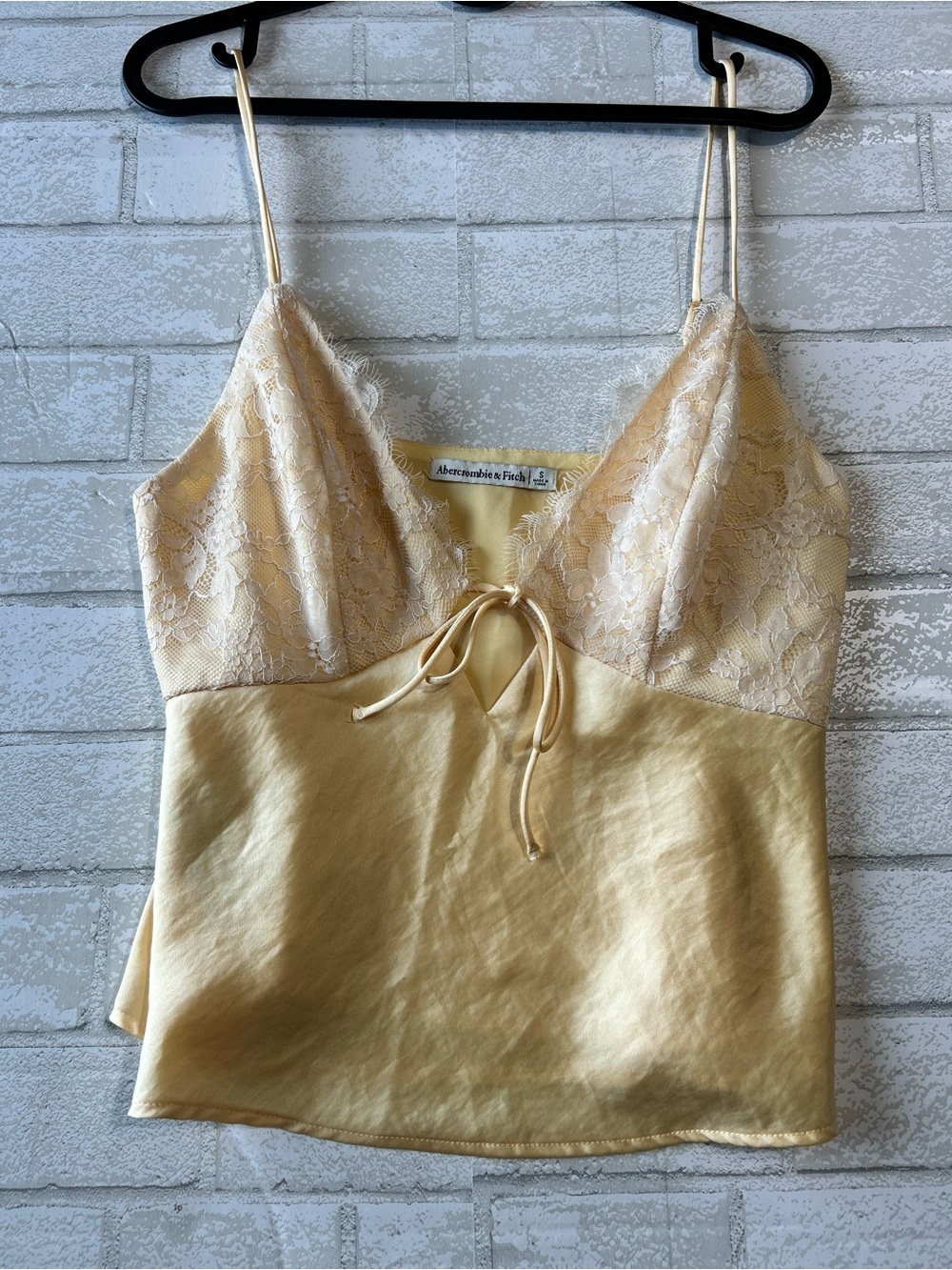 Abercrombie & Fitch Champagne Lace-Trim Satin Cami Size Small